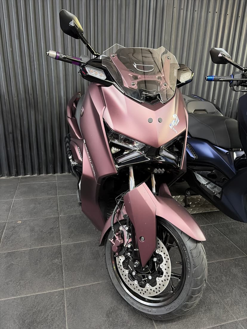 XMAX · Dark Purple